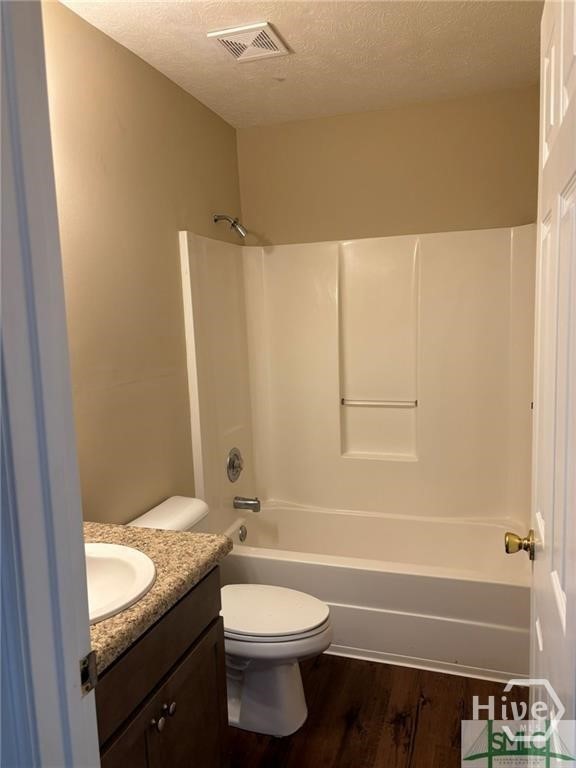 94 Casey Drive H Property Photo 11