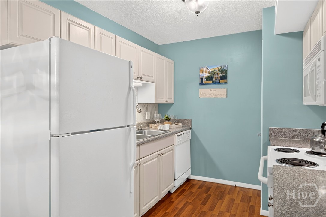 401 N Cromwell Road J7 Property Photo 15