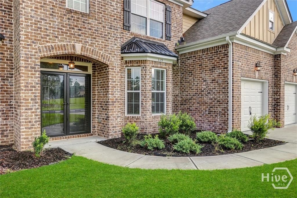 115 Cypress Loop Property Photo 4