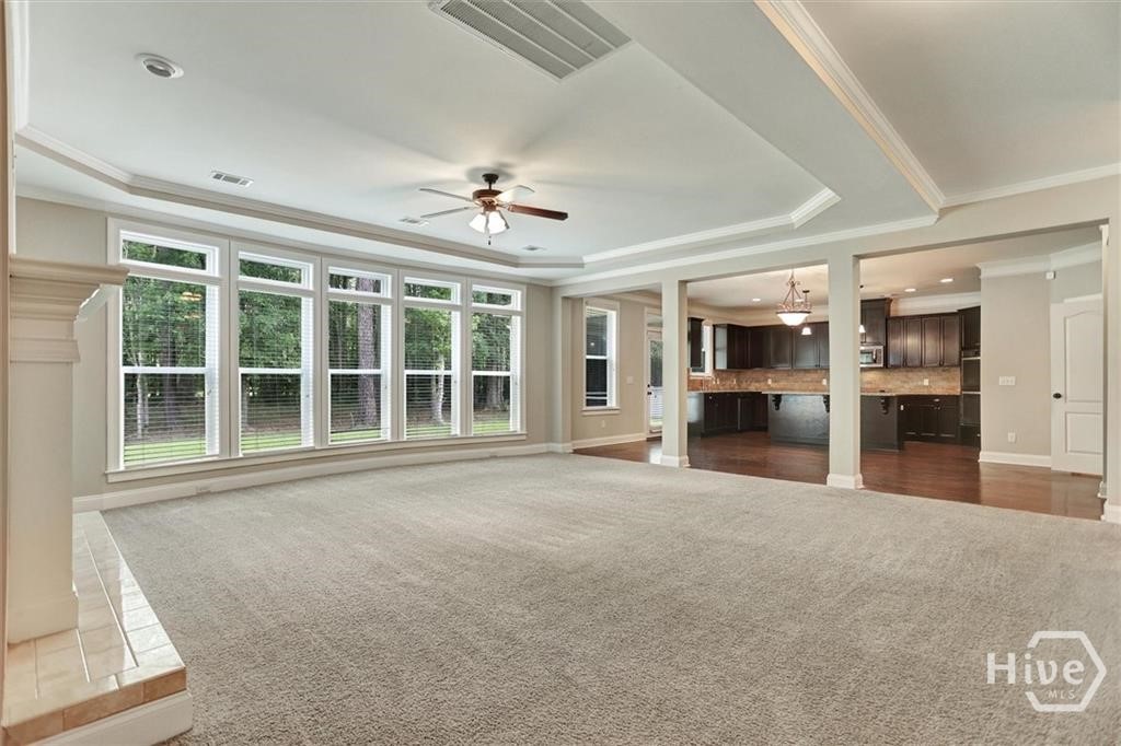 115 Cypress Loop Property Photo 7