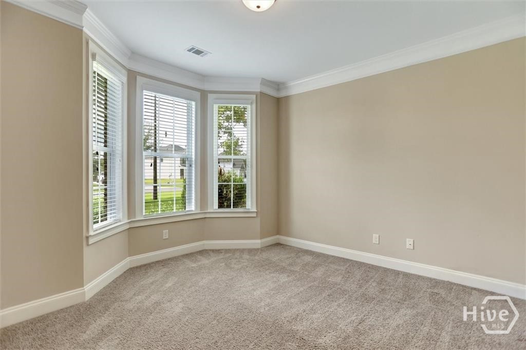 115 Cypress Loop Property Photo 12