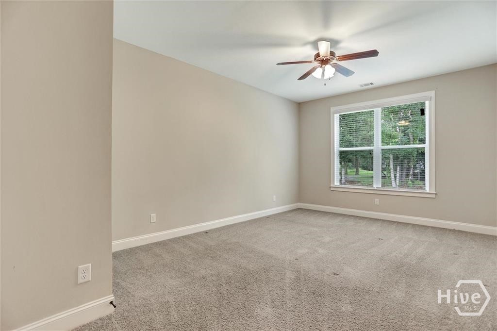 115 Cypress Loop Property Photo 28