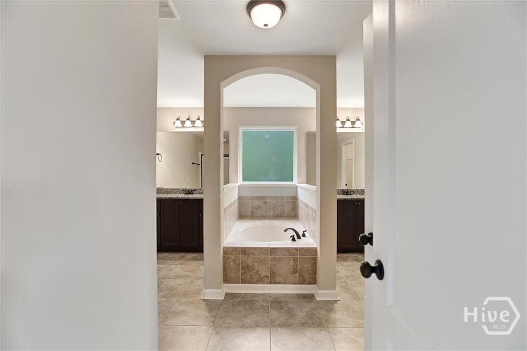 115 Cypress Loop Property Photo 42