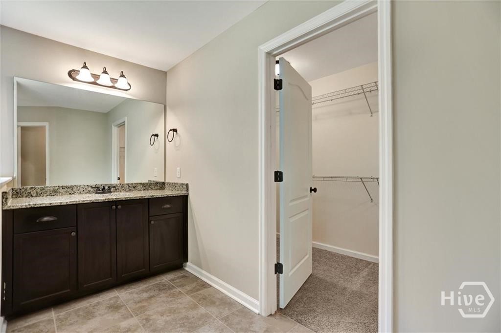 115 Cypress Loop Property Photo 46