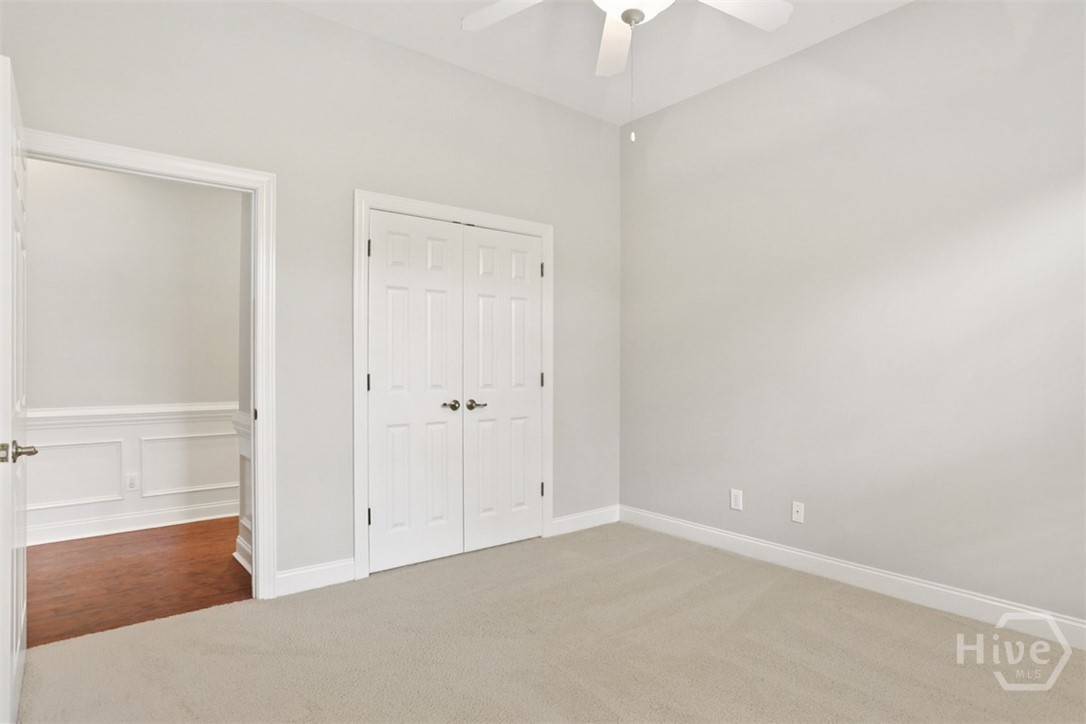 902 Woodside Crossing Property Photo 33
