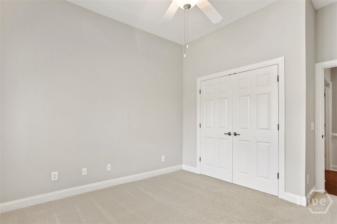 902 Woodside Crossing Property Photo 35