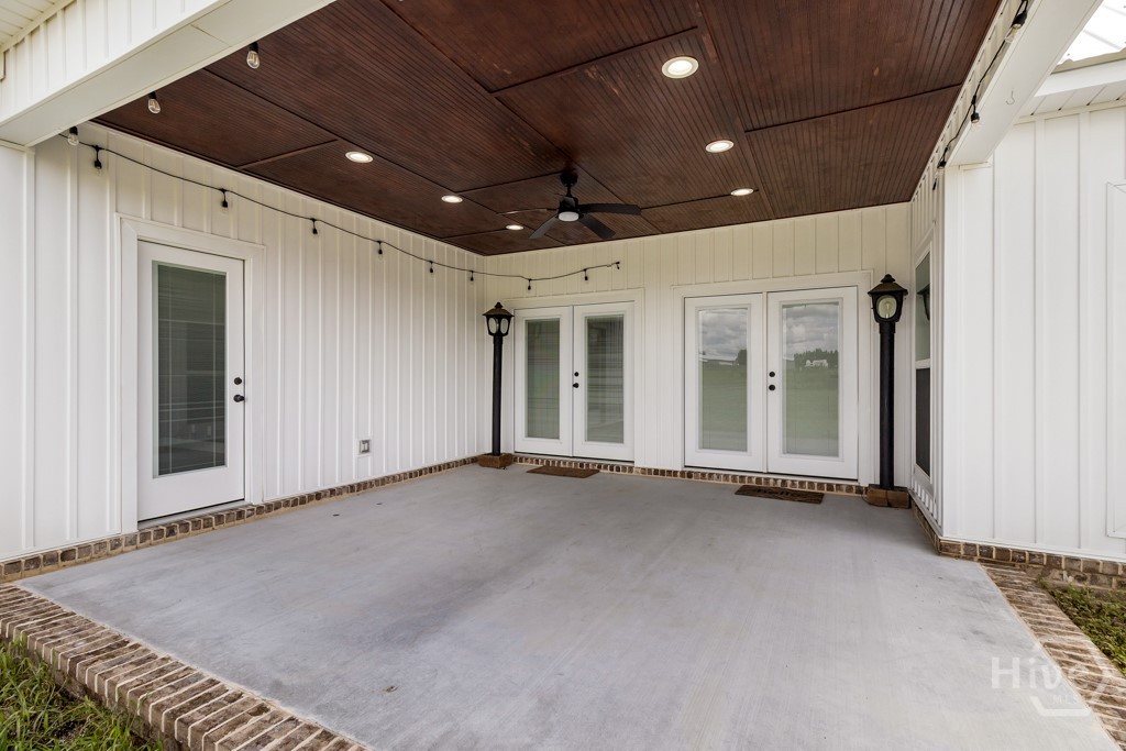1370 Paris Avenue Property Photo 35