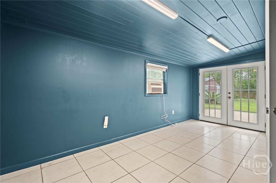 163 North Drive Property Photo 33