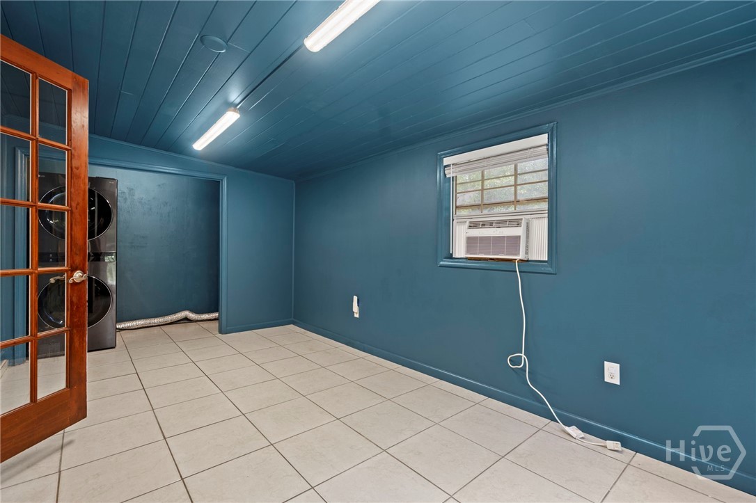 163 North Drive Property Photo 35
