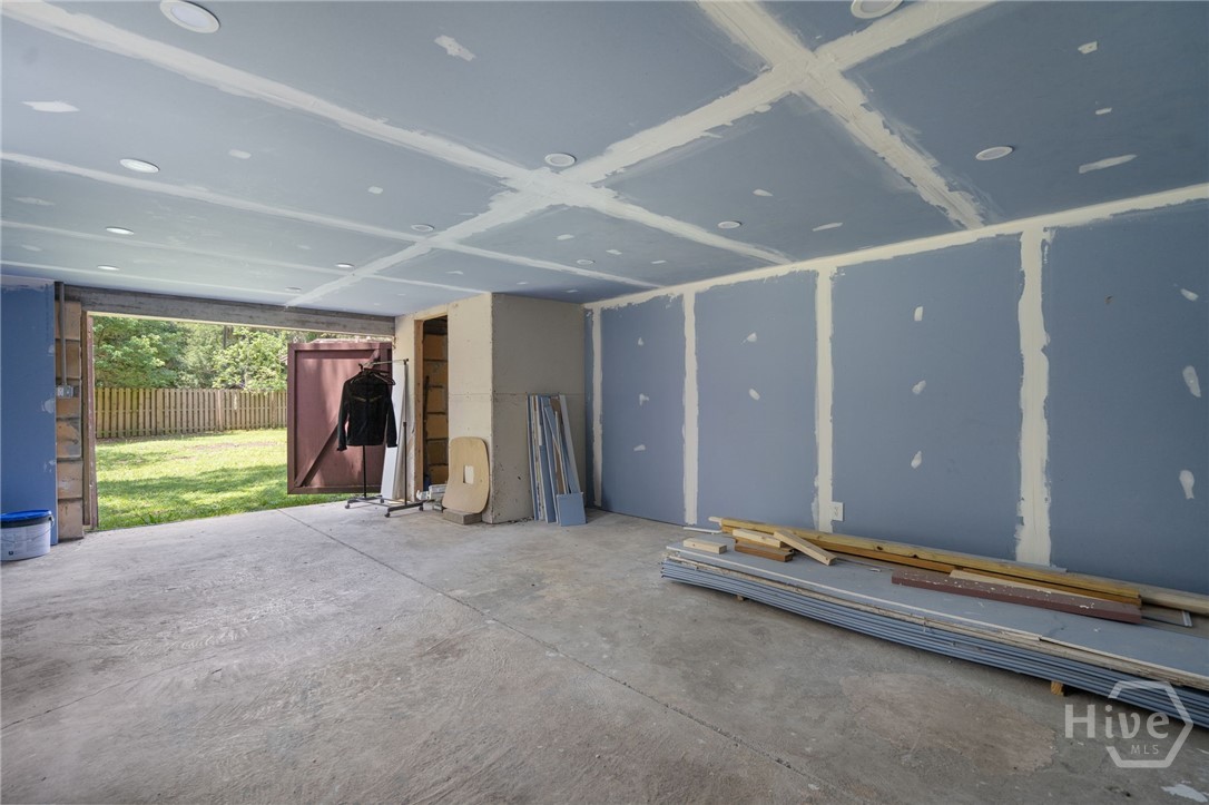 163 North Drive Property Photo 56