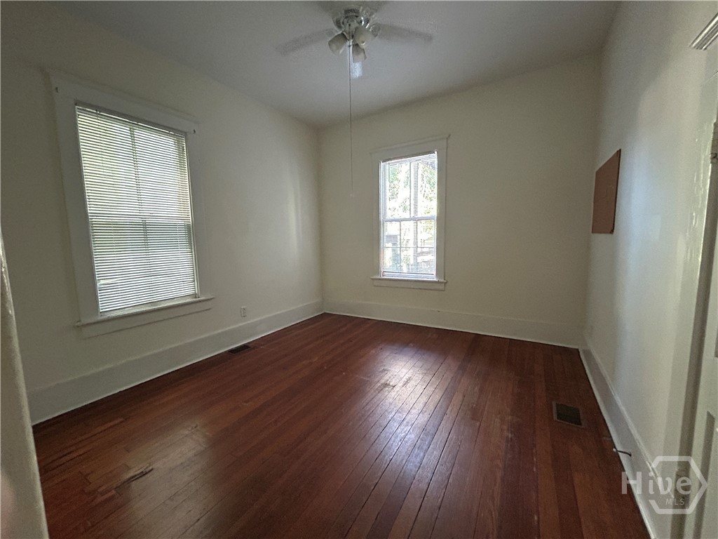 816 Drayton Street 1b Property Photo 8