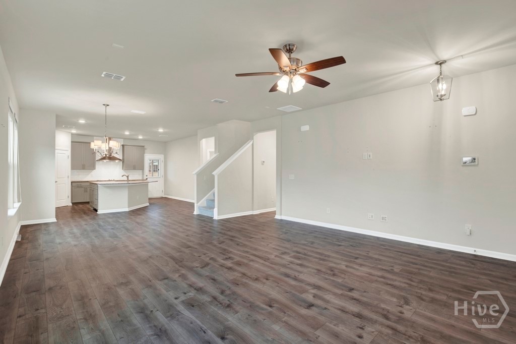 183 Benelli Drive Property Photo 10