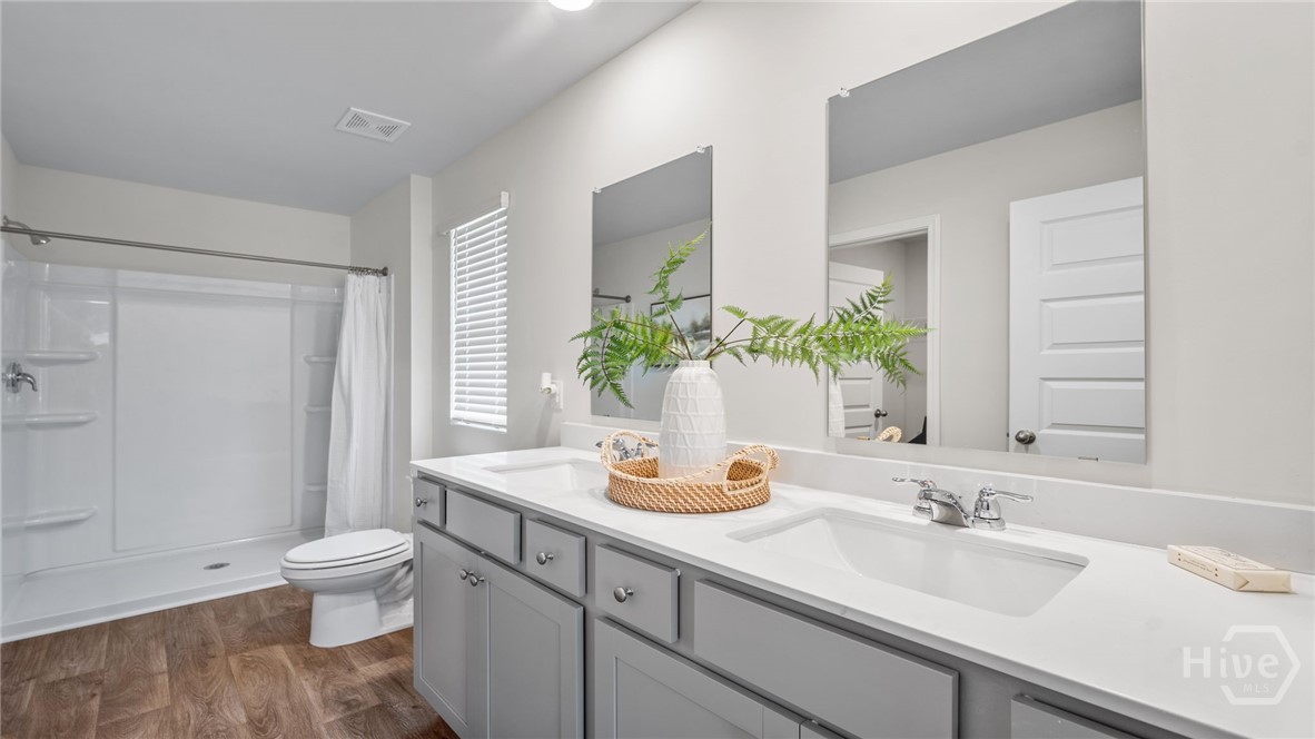 116 Laguna Way Property Photo 16