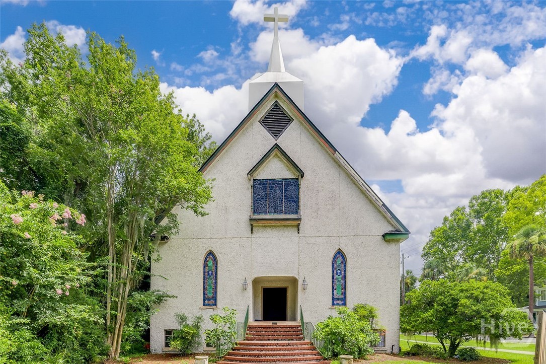 3124 E Victory Drive Property Photo 5