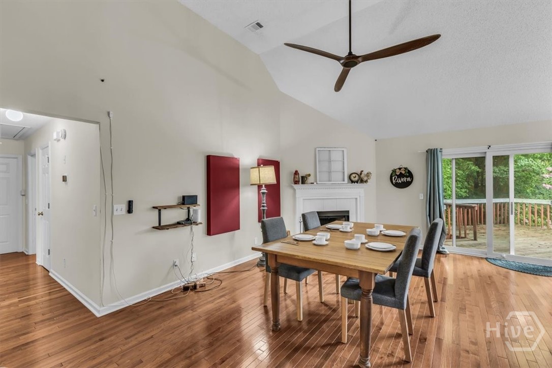 115 Teakwood Drive Property Photo 10