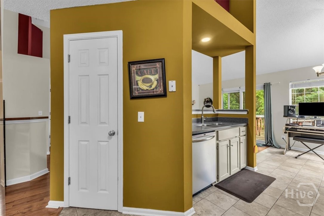 115 Teakwood Drive Property Photo 17
