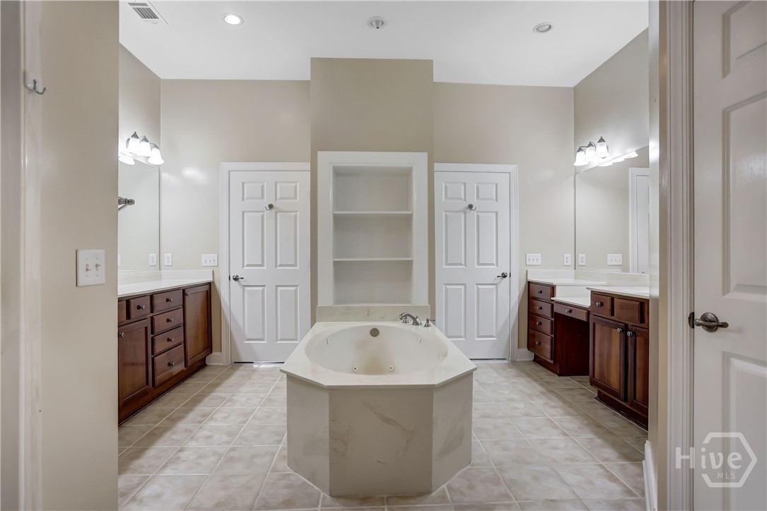 1101 River Oaks Drive Property Photo 27