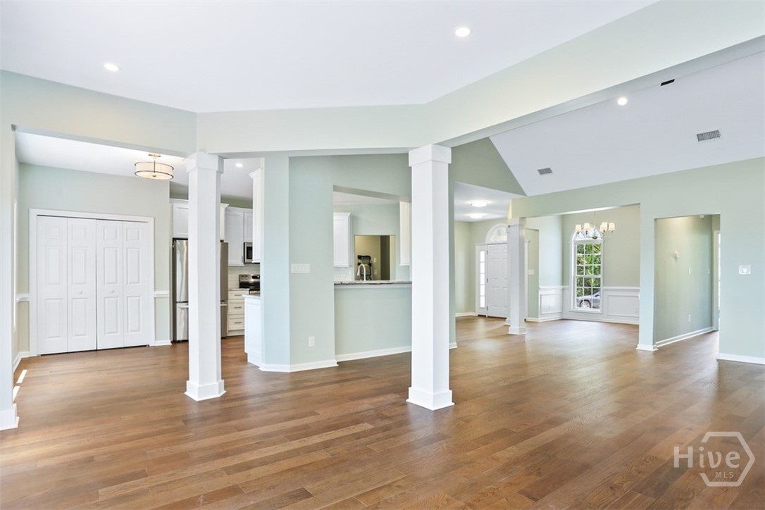 223 Mariners Way Property Photo 11