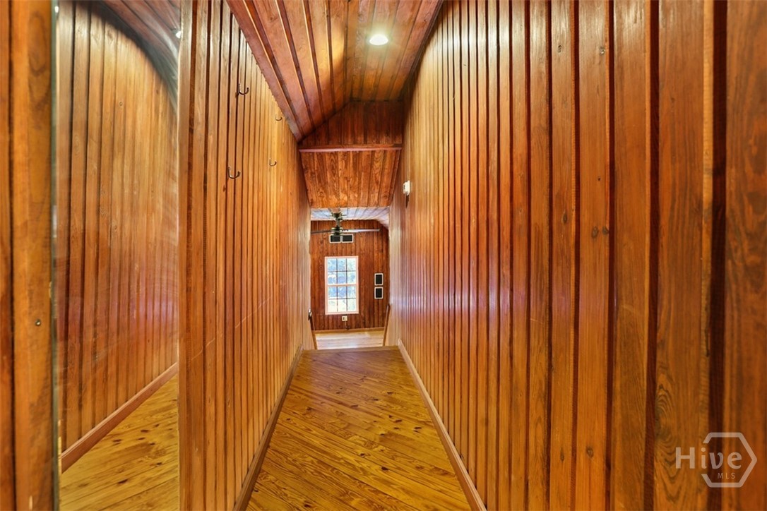 223 Mariners Way Property Photo 36