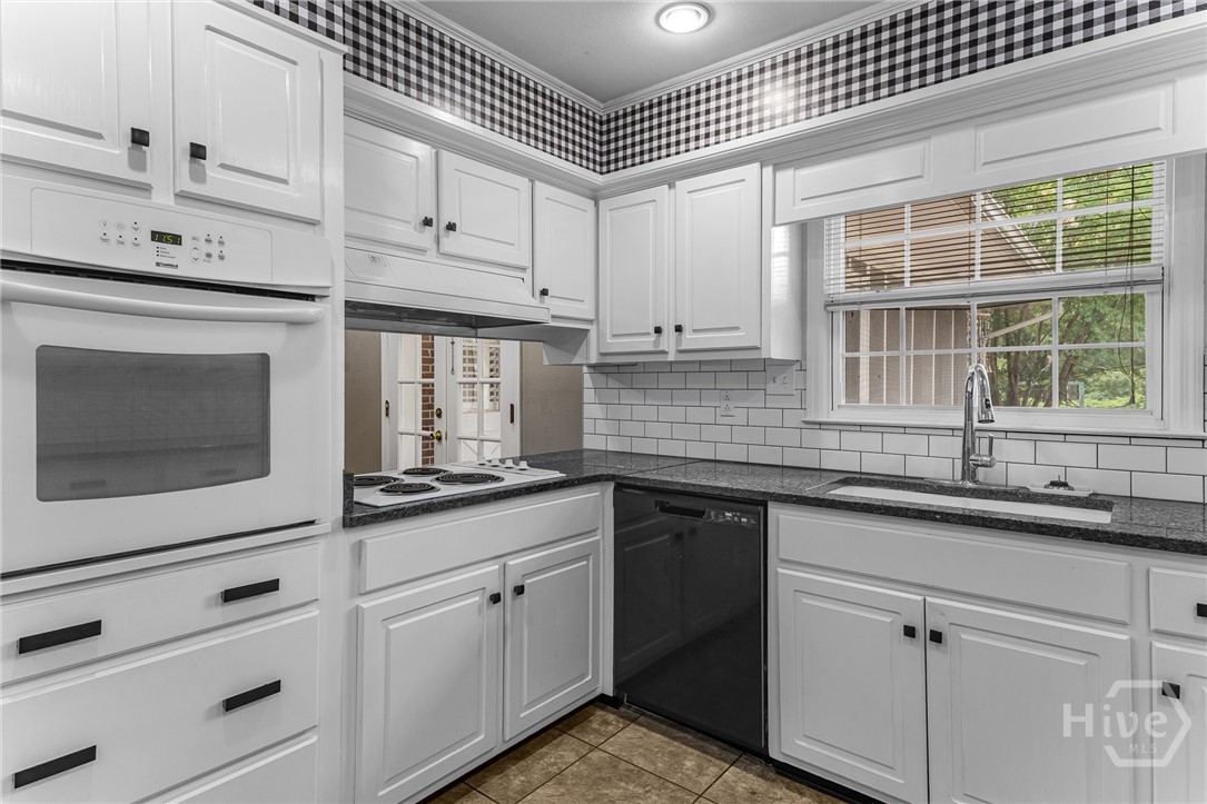 459 Prince Avenue Property Photo 35