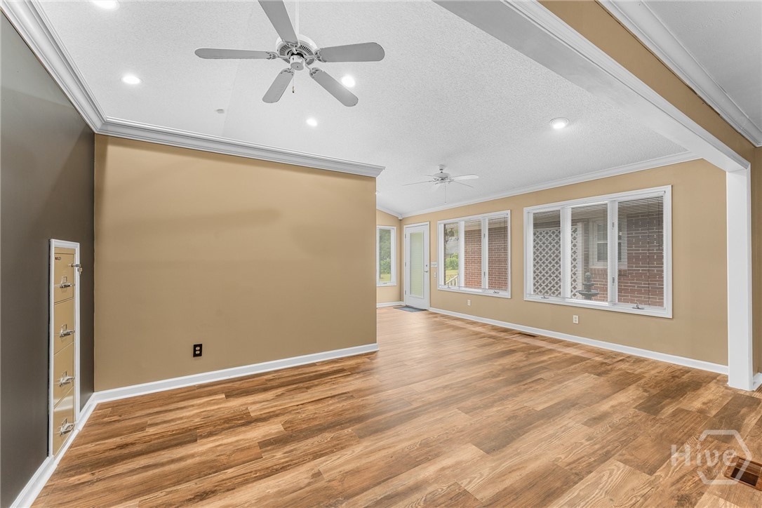 459 Prince Avenue Property Photo 54