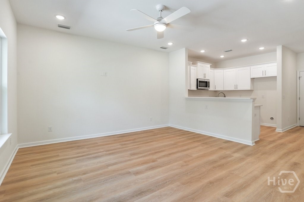 1525 New Castle Street Property Photo 9