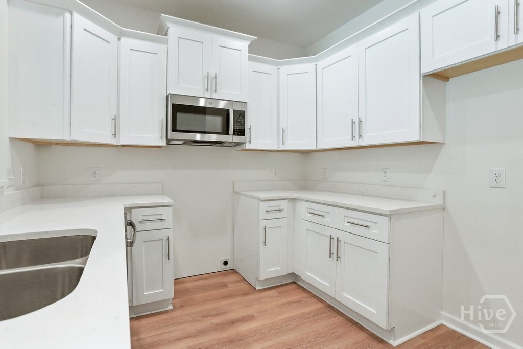1525 New Castle Street Property Photo 18