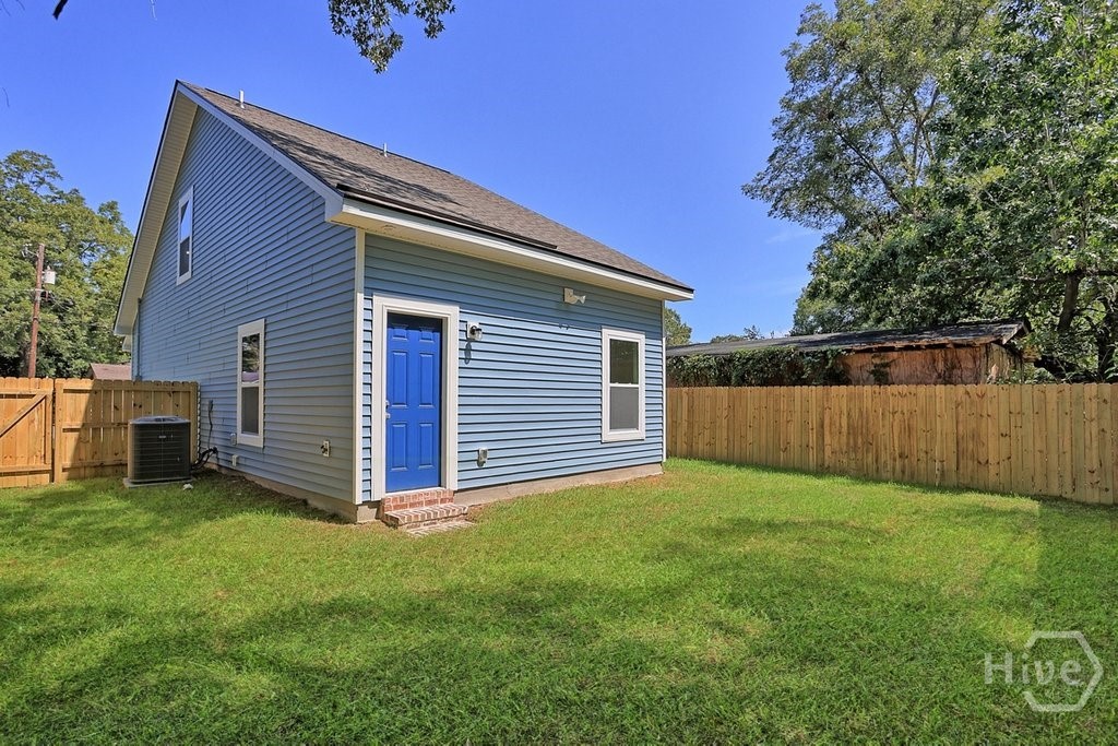 1525 New Castle Street Property Photo 44