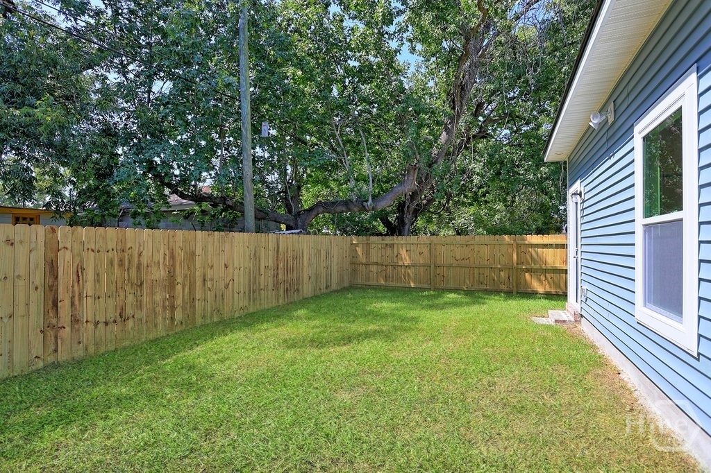 1525 New Castle Street Property Photo 46