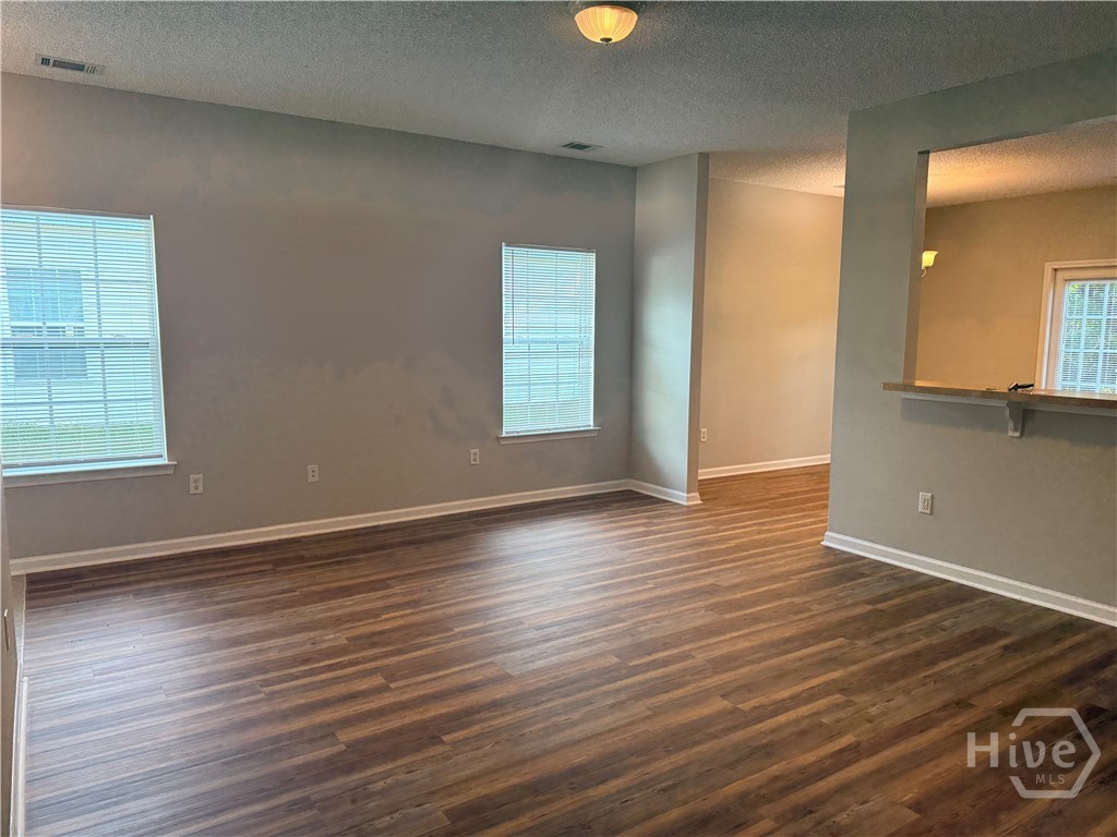 35 Ross Way Property Photo 2