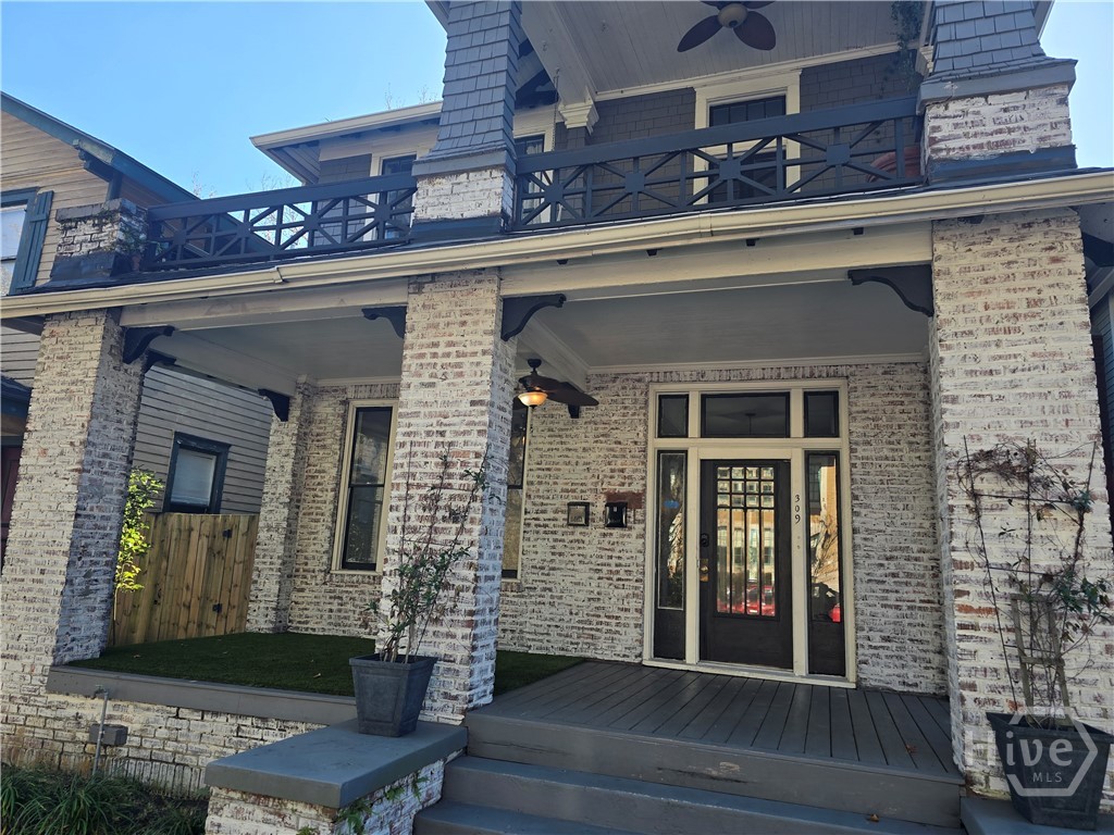 309 E 37th Street Property Photo 1