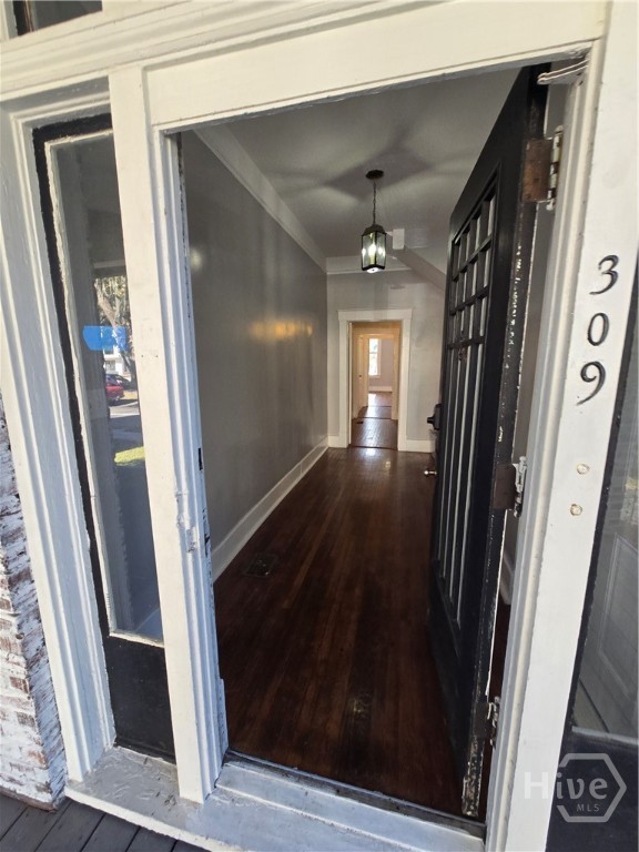 309 E 37th Street Property Photo 10