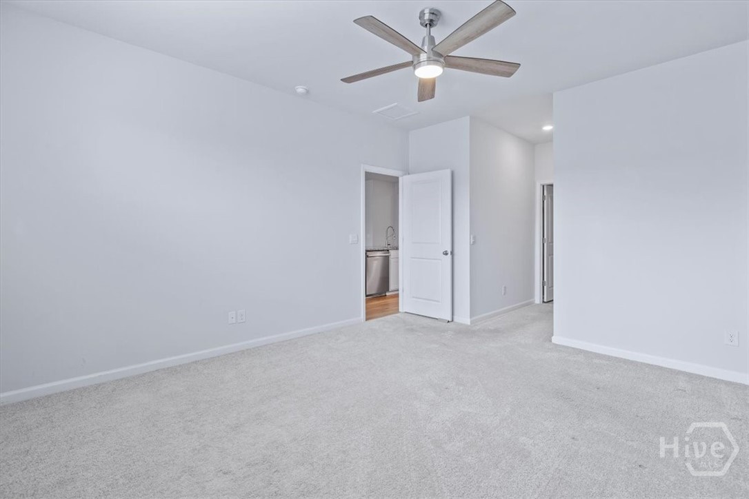 104 Coopers Rise Property Photo 16
