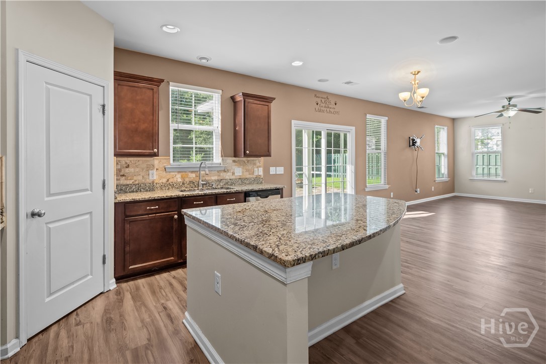 202 Gandy Cut Property Photo 12