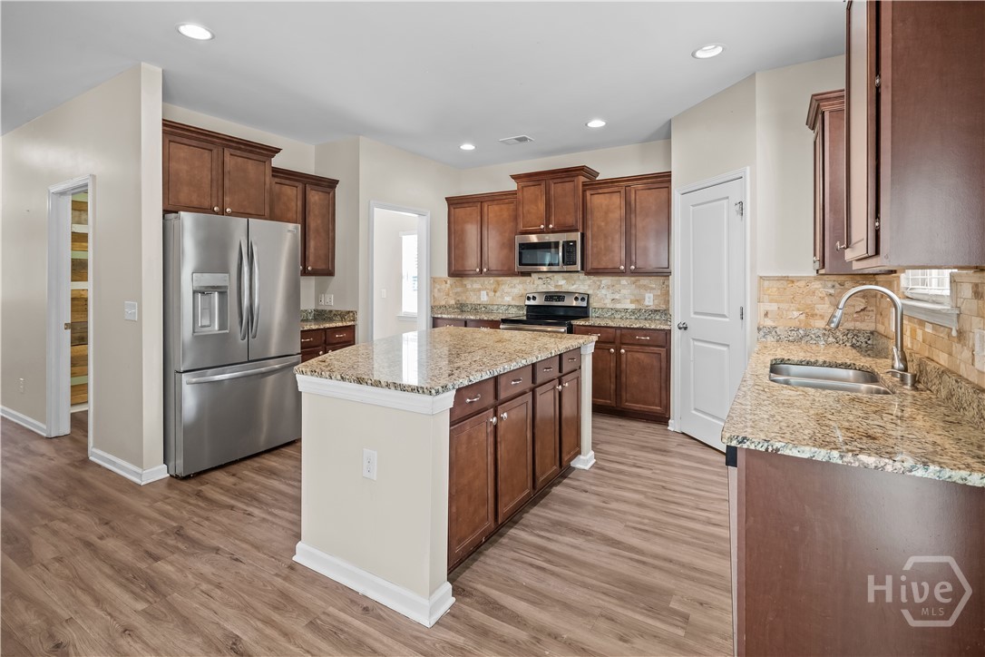 202 Gandy Cut Property Photo 13