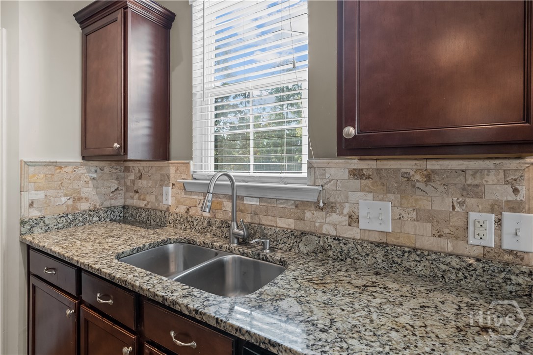 202 Gandy Cut Property Photo 14