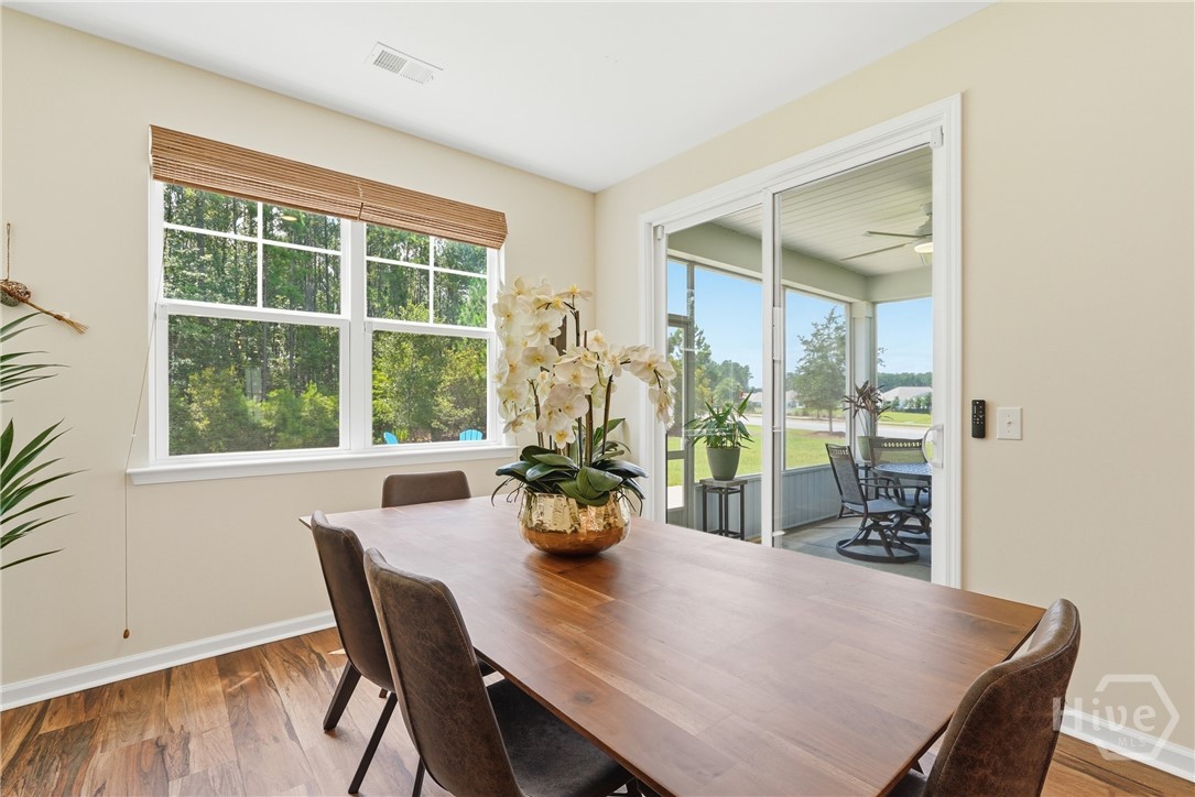 100 Natures Court Property Photo 15