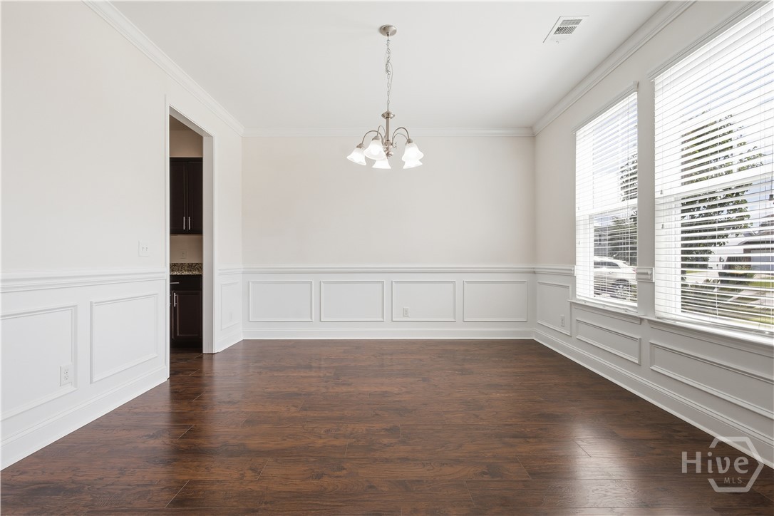105 Grimsby Road Property Photo 6