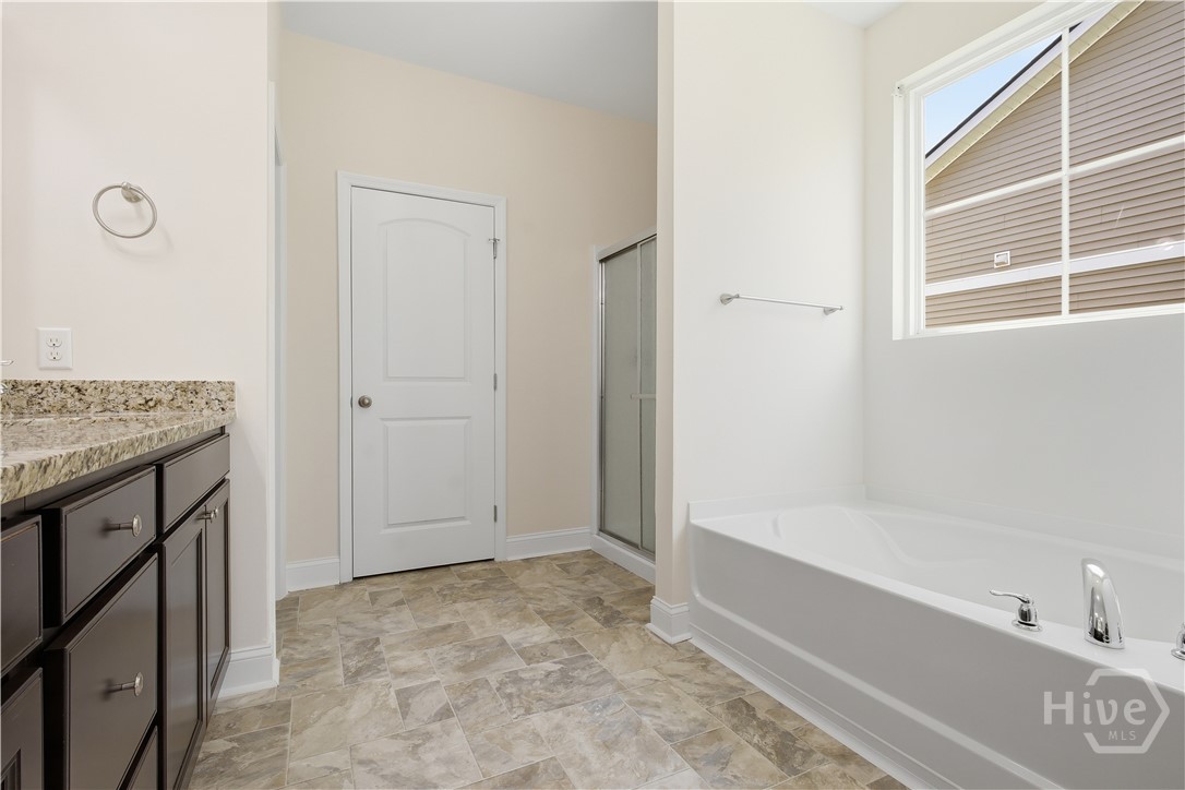 105 Grimsby Road Property Photo 14