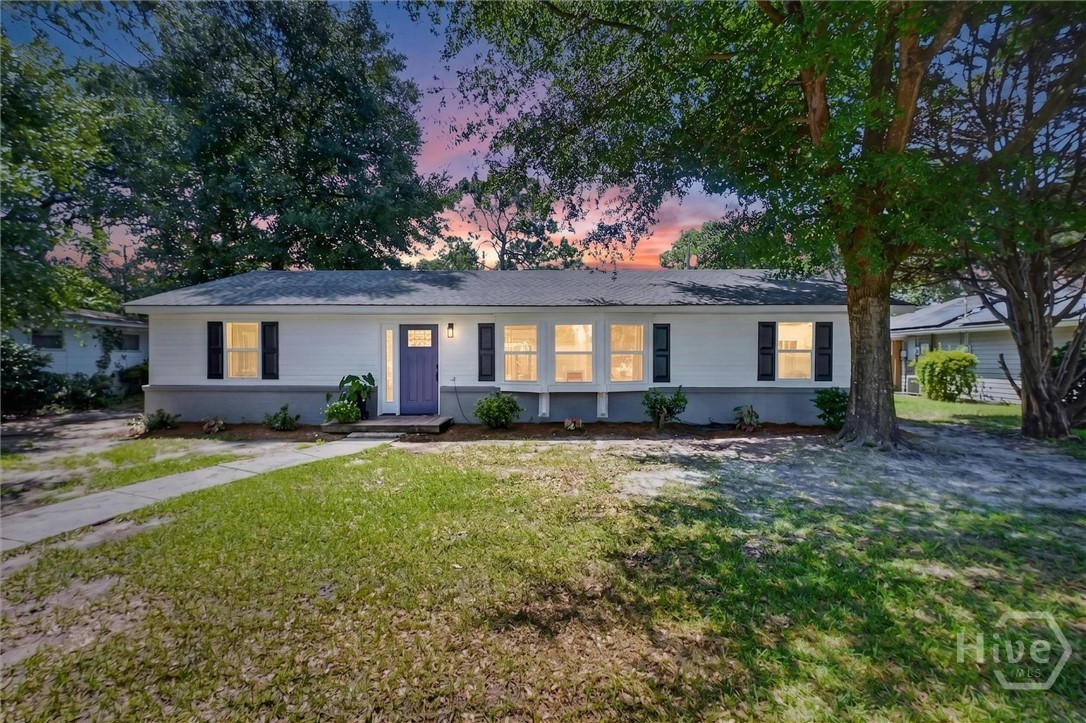 2223 Daffin Drive Property Photo 1