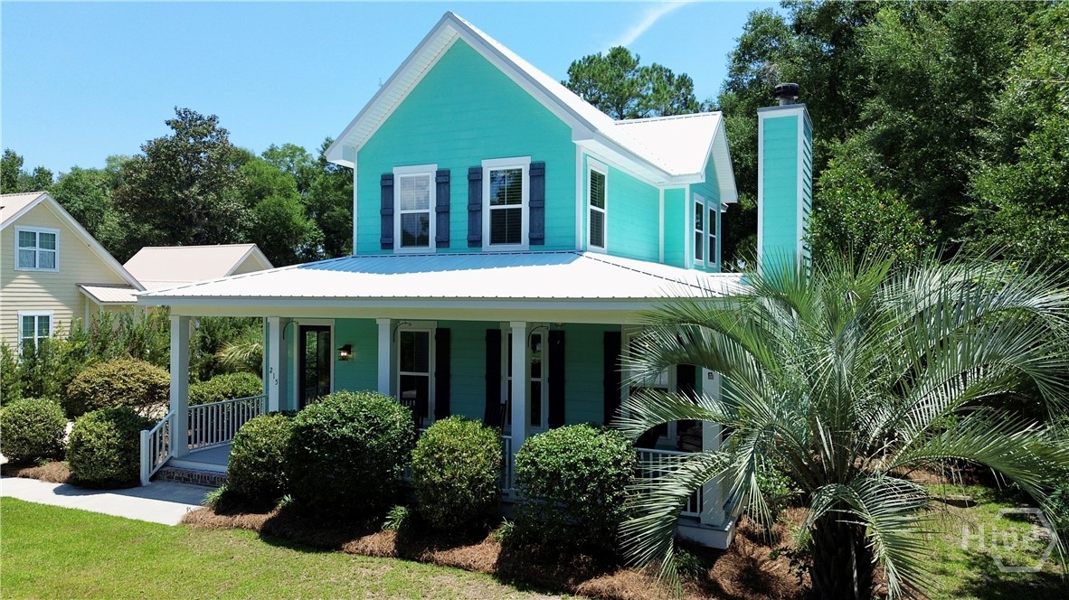 215 Goodman Drive Property Photo 3
