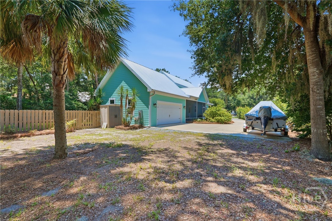 215 Goodman Drive Property Photo 32