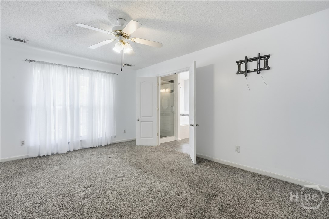 197 Young Way Property Photo 12