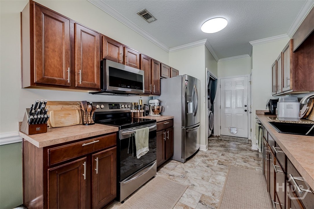 105 Harvest Drive Property Photo 12