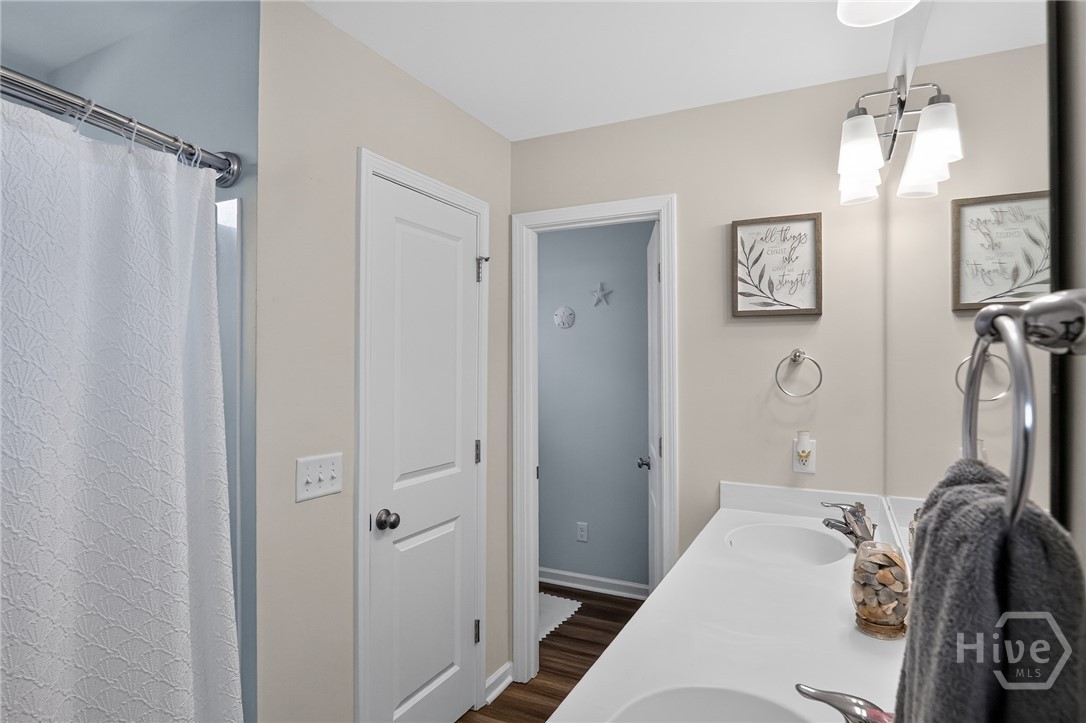 5 Cypress Loop Property Photo 33