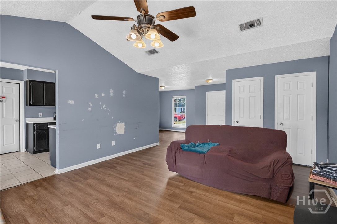 33 W Kenny Drive Property Photo 29