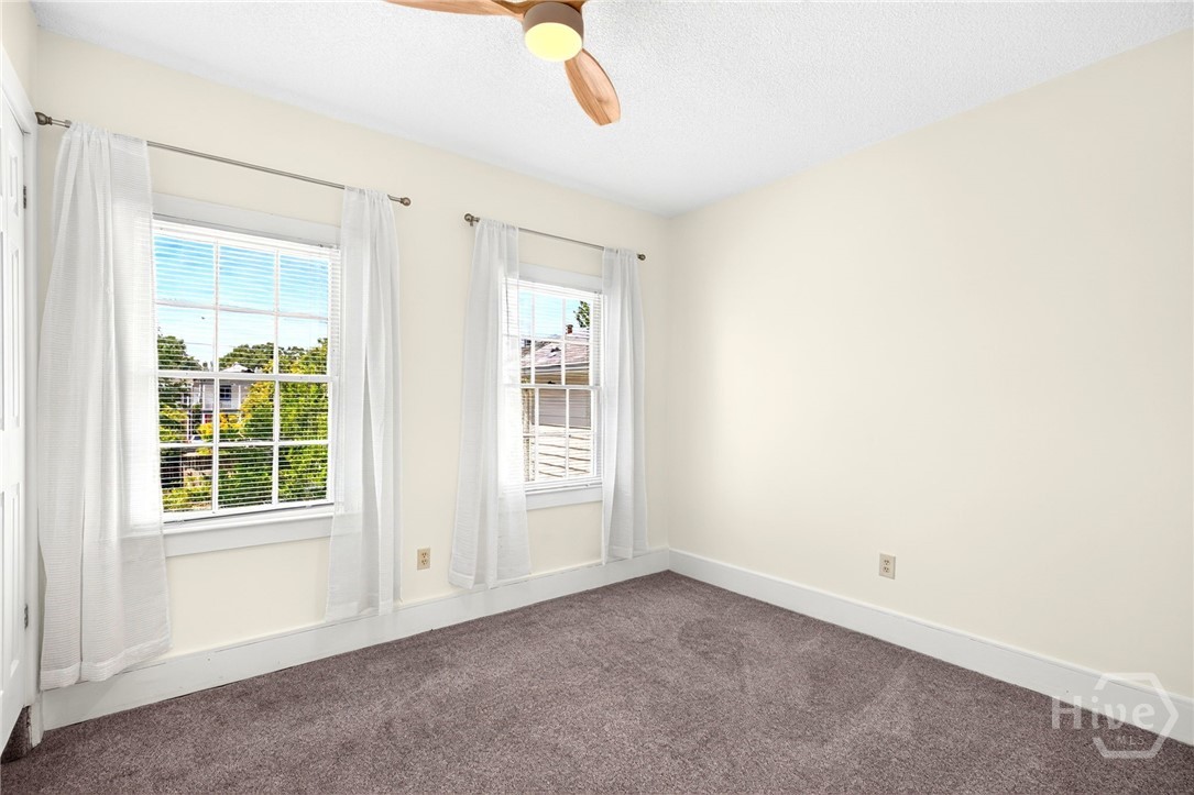 513 E Gordon Street Property Photo 19