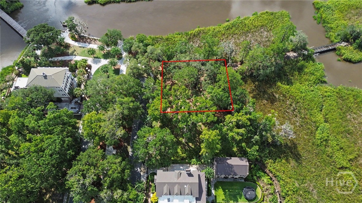 753 Mcallister Landing Property Photo 7