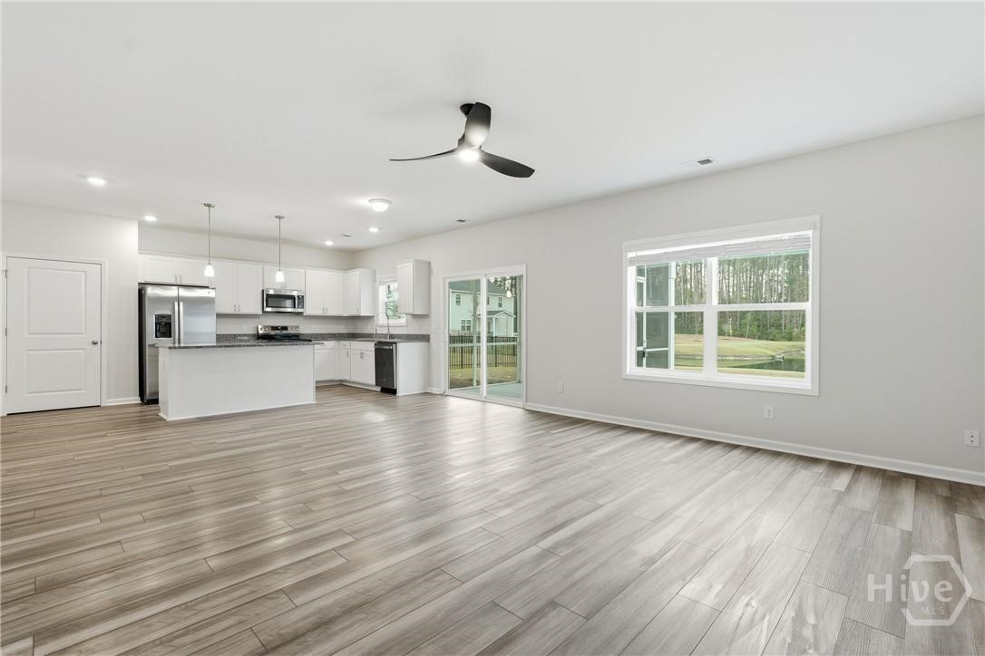 1013 Easthaven Boulevard Property Photo 3