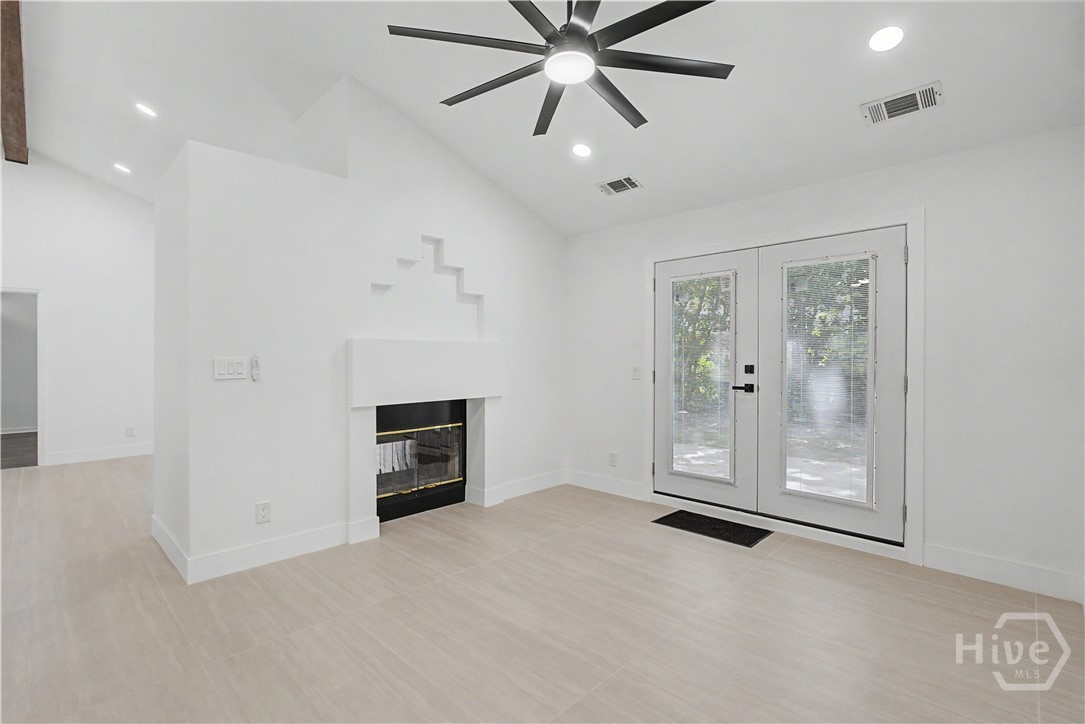 12 Cove Court Property Photo 13